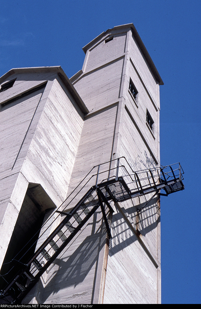 Mescal coaling tower